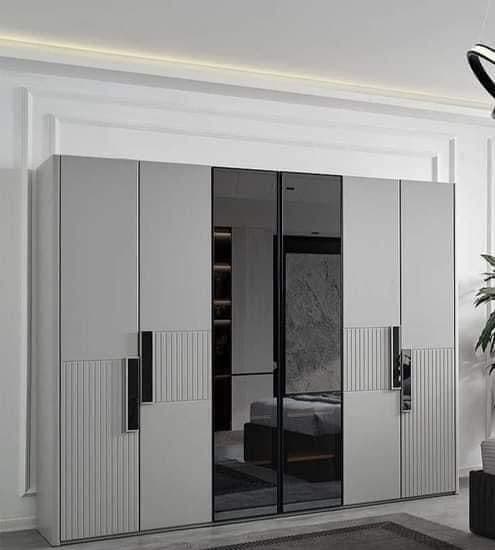 Luxury wardrobe craftsmanship